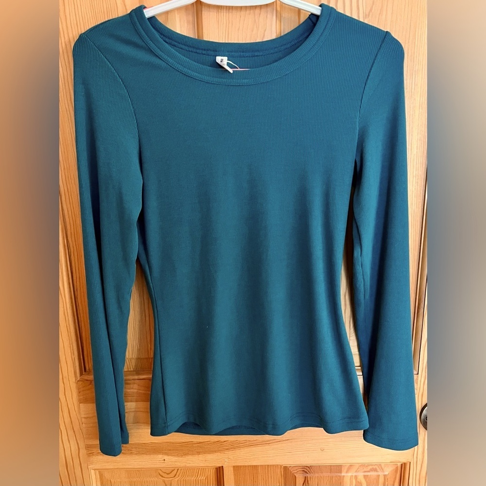 Hwokefeiyu Size XS Teal Green Ribbed Knit Crew Neck Long Sleeve Top Slim Fitted